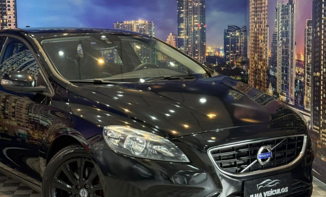 Volvo V40 T-3 KINETIC 1.5 Aut. 2016 Gasolina-2