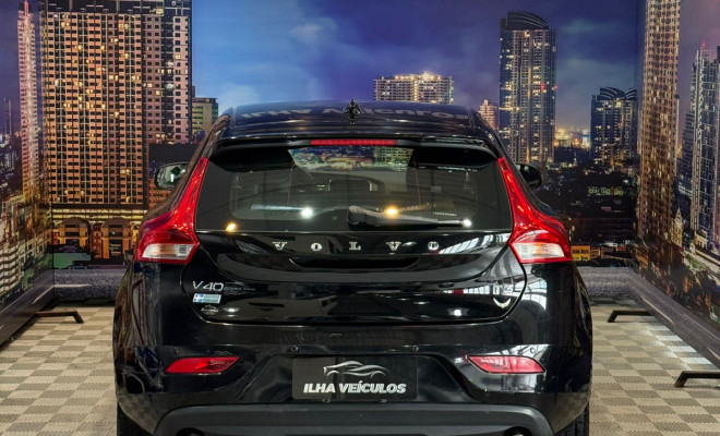 Volvo V40 T-3 KINETIC 1.5 Aut. 2016 Gasolina-12