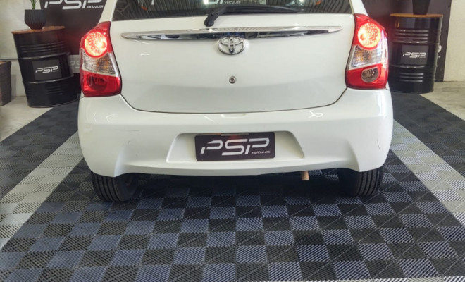 Toyota ETIOS X 1.3 Flex 16V 5p Mec. 2014 Flex-0