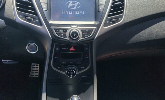 Hyundai Elantra GLS 2.0 16V Flex Aut. 2015 Flex-8