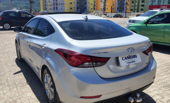 Hyundai Elantra GLS 2.0 16V Flex Aut. 2015 Flex-6