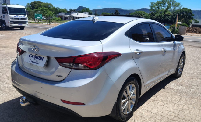Hyundai Elantra GLS 2.0 16V Flex Aut. 2015 Flex-4