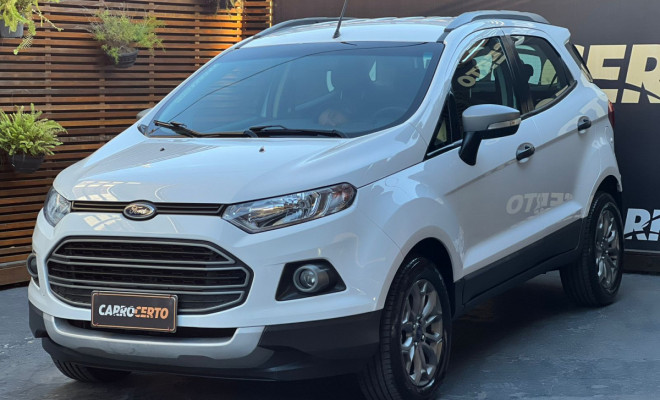 Ford EcoSport FREESTYLE 1.6 1  2017 Flex   ÓTIMO OPÇÃO DE SUV-0