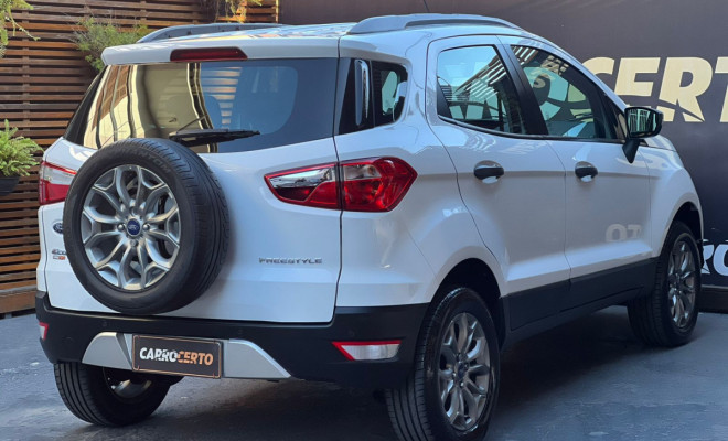Ford EcoSport FREESTYLE 1.6 1  2017 Flex   ÓTIMO OPÇÃO DE SUV-2