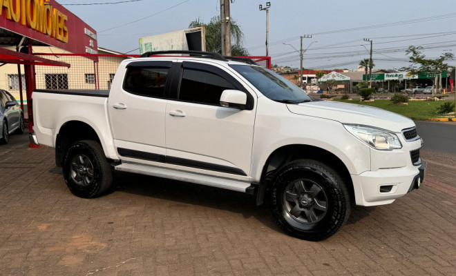 GM - Chevrolet S10 Pick-Up LT 2.4 F.Power 4x2 CD 2013 Flex-4