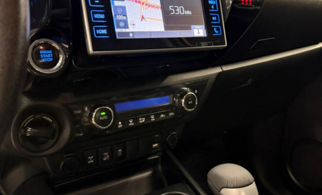 Toyota Hilux CD SRX 4x4 2.8 TDI 16V Diesel Aut. 2016 Diesel-12