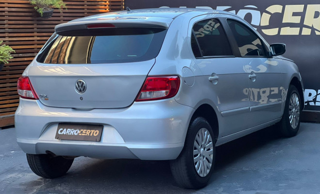 VW - VolksWagen Gol  1.0  2012 Flex Completo   AC/TROCAS-2