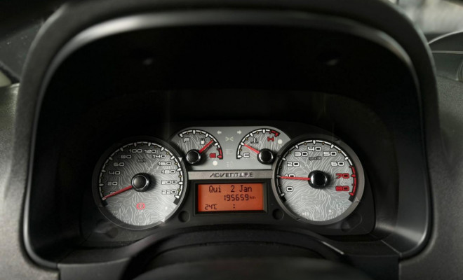 Fiat Strada Adventure1.8/ 1.8 LOCKER Flex CD 2013 Flex-12