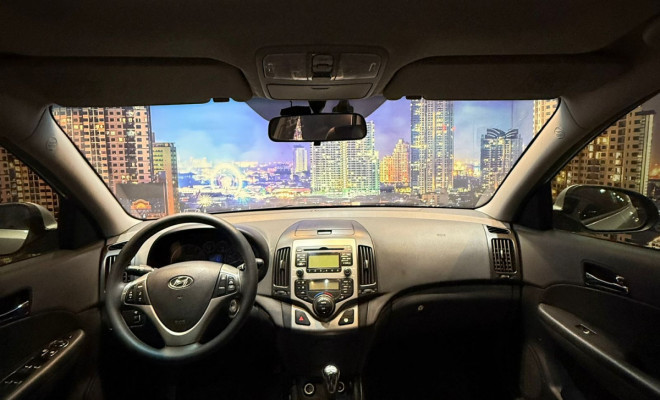 Hyundai i30 2.0 16V 145cv 5p Aut. 2011 Gasolina-5