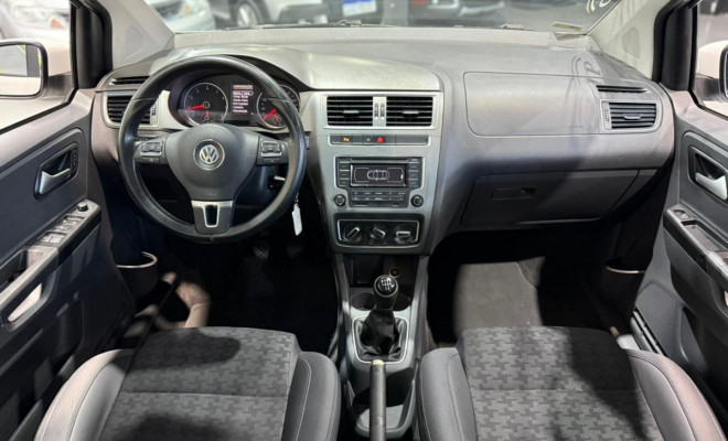 VW - VolksWagen Fox Comfortline 1.6 Flex 8V 5p 2015 Flex-4