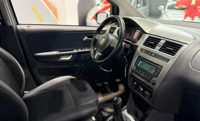 VW - VolksWagen Fox Comfortline 1.6 Flex 8V 5p 2015 Flex-5