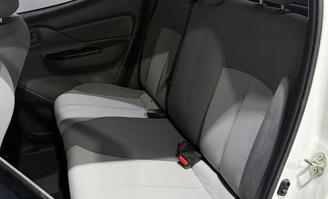 L200 Triton GS 2023 – preço imperdível para veículo revisado e pronto para rodar!-13