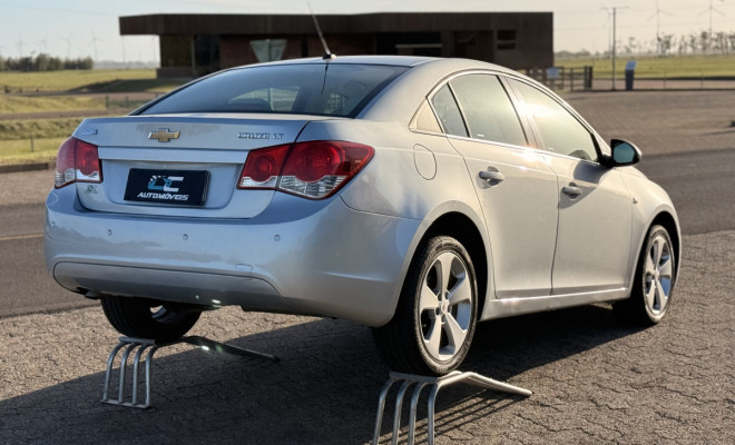 GM - Chevrolet CRUZE LT 1.8 16V FlexPower 4p Aut. 2012 Flex-2