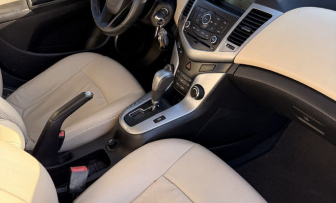 GM - Chevrolet CRUZE LT 1.8 16V FlexPower 4p Aut. 2012 Flex-7