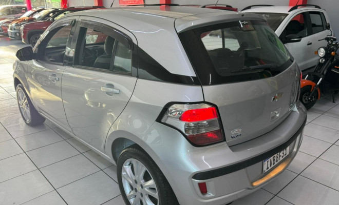 GM - Chevrolet AGILE LTZ 1.4 MPFI 8V FlexPower 5p 2014 Flex-4