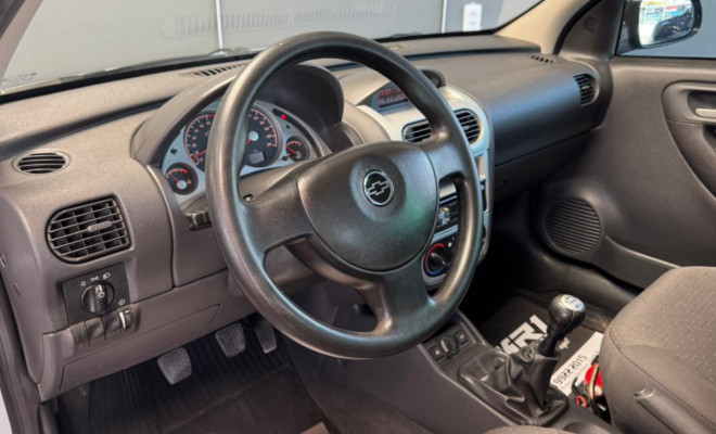 GM - Chevrolet Corsa Sed. Premium 1.4 8V ECONOFLEX 4p 2010 Flex-0