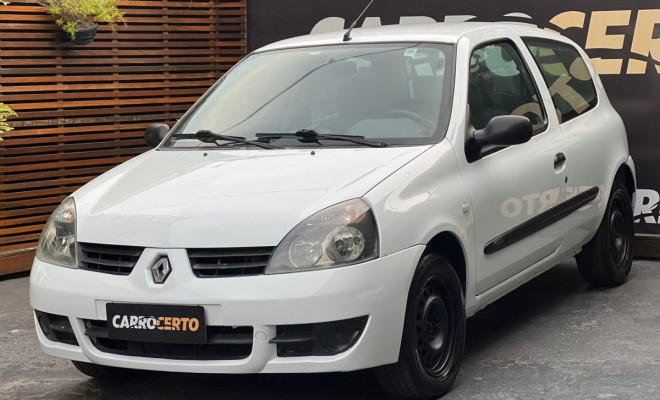 Renault Clio 1.0 2011 Flex  Básico   100% financiado-0