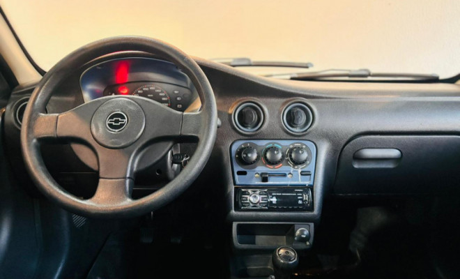 GM - Chevrolet Celta 1.0/ Super 1.0 MPFI VHC 8v 5p 2004 Gasolina-5