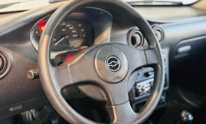 GM - Chevrolet Celta 1.0/ Super 1.0 MPFI VHC 8v 5p 2004 Gasolina-7