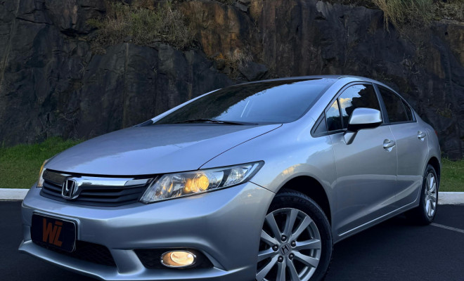 Honda Civic Sedan LXS 1.8/1.8 Flex 16V Mec. 4p 2014 Flex-0