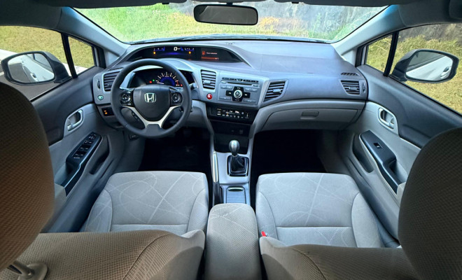 Honda Civic Sedan LXS 1.8/1.8 Flex 16V Mec. 4p 2014 Flex-4