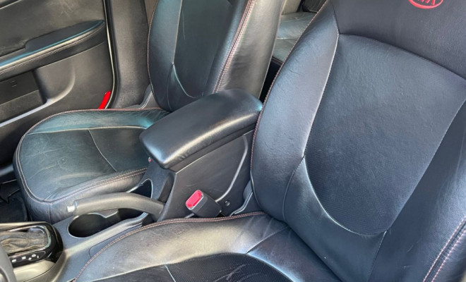 Kia Motors Cerato 1.6  Aut. 2011 Gasolina  Versão top de linha-6