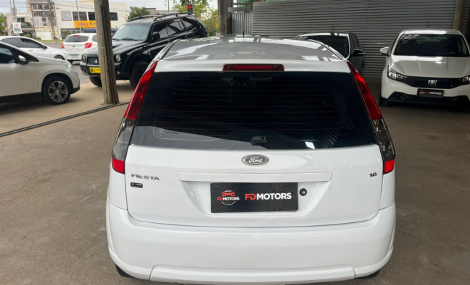 Ford Fiesta 1.6 16V Flex Mec. 5p 2014 Flex-4