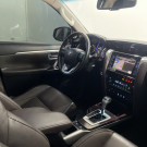 Toyota Hilux SW4 SRX 4x4 2.8 TDI 16V Dies. Aut. 2017 Diesel-3