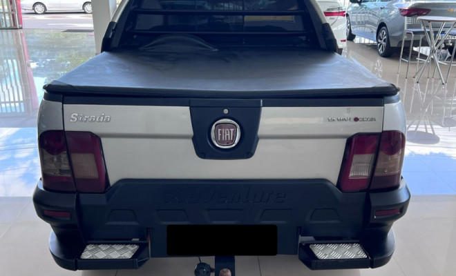 Fiat Strada Adventure 1.8/ 1.8 LOCKER Flex CE 2011 Flex-3