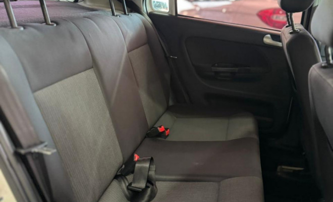 VW - VolksWagen Gol City (Trend)/Titan 1.0 T. Flex 8V 4p 2013 Flex-18