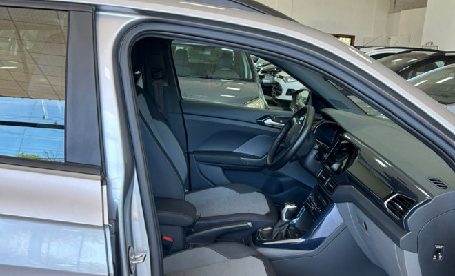 VW - VolksWagen T-Cross Comfor. 200 TSI 1.0 Flex 5p Aut. 2024 Flex-13