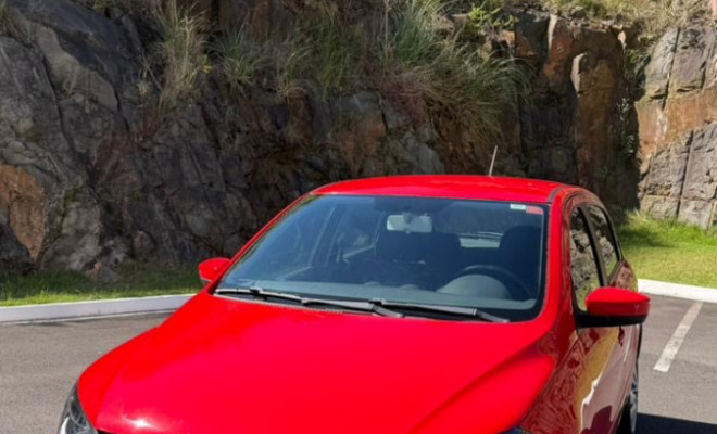 VW - VolksWagen Gol (novo) 1.0 Mi Total Flex 8V 4p 2014 Flex-4