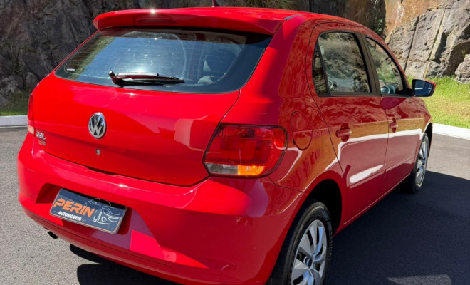 VW - VolksWagen Gol (novo) 1.0 Mi Total Flex 8V 4p 2014 Flex-5
