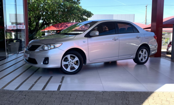 Toyota Corolla XEi 2.0 Flex 16V Aut. 2012 Flex