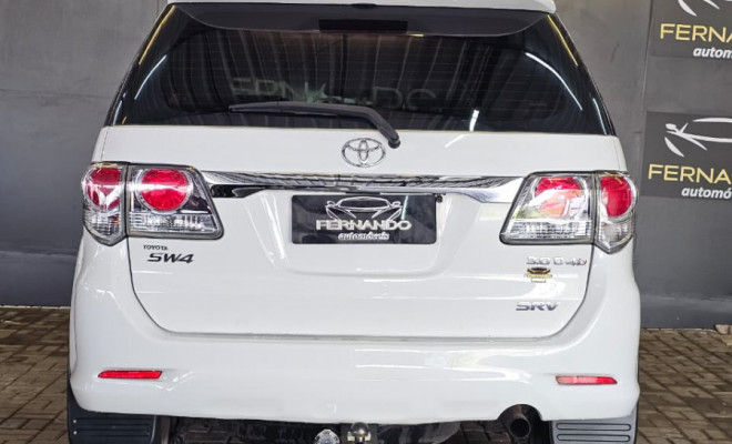 Toyota Hilux SW4 SRV D4-D 4x4 3.0 TDI Dies. Aut 2013 Diesel-3