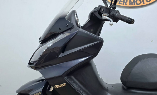 KYMCO DOWNTOWN 300i 2022 Gasolina-7