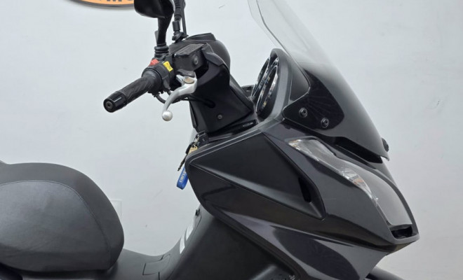 KYMCO DOWNTOWN 300i 2022 Gasolina-6