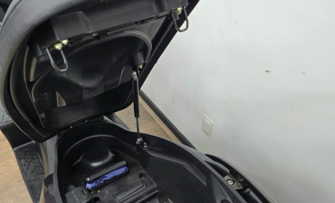 KYMCO DOWNTOWN 300i 2022 Gasolina-14