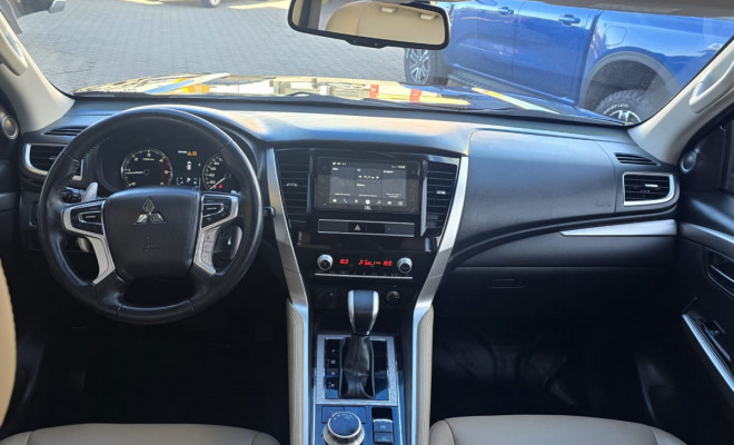 Mitsubishi Pajero Sport HPE 2.4 4x4 Diesel Aut. 2022 Diesel-5