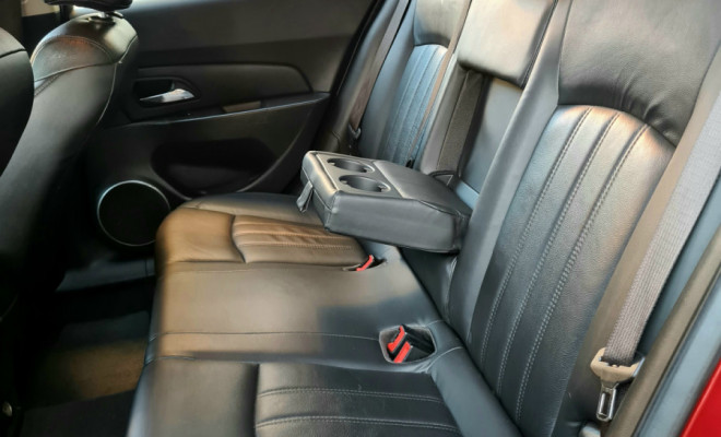 Chevrolet Cruze HB Sport LT 1.8 Aut 2013-9