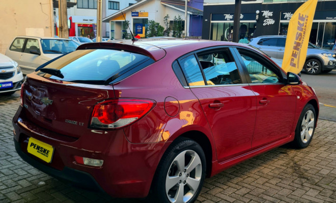 Chevrolet Cruze HB Sport LT 1.8 Aut 2013-2