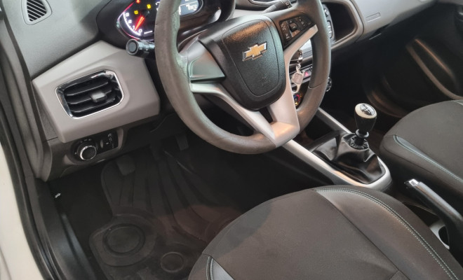 GM - Chevrolet ONIX HATCH LT 1.0 8V FlexPower 5p Mec. 2019 Flex-5