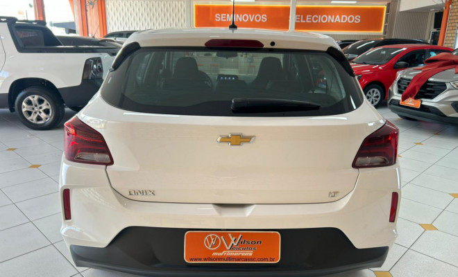 GM - Chevrolet ONIX HATCH LT 1.0 12V Flex 5p Mec. 2022 Flex-3