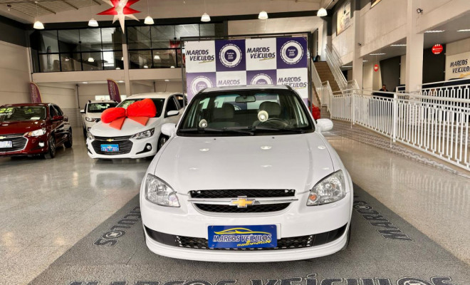 GM - Chevrolet Classic Life/LS 1.0 VHC FlexP. 4p 2011 Flex