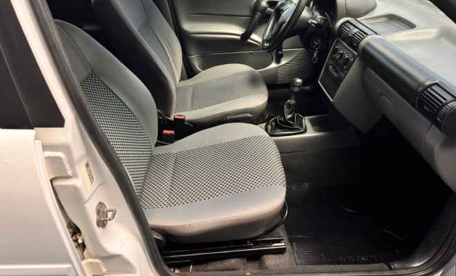 GM - Chevrolet Classic Life/LS 1.0 VHC FlexP. 4p 2011 Flex-5