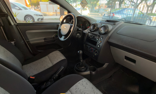 Ford Fiesta 1.0 8V Flex Class Ano 2010 Flex-5