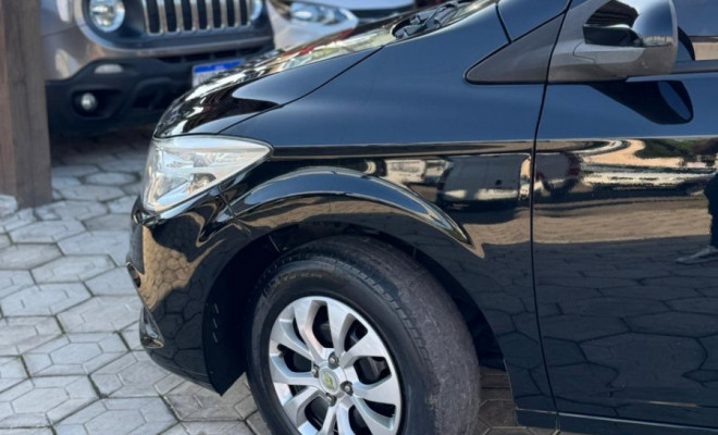 GM - Chevrolet ONIX HATCH LS 1.0 8V FlexPower 5p Mec. 2016 Flex-0