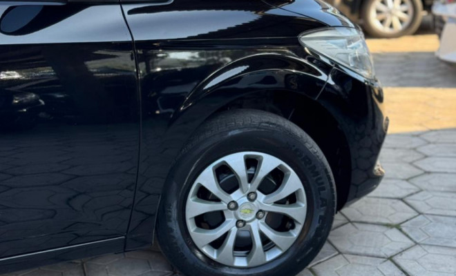 GM - Chevrolet ONIX HATCH LS 1.0 8V FlexPower 5p Mec. 2016 Flex-6