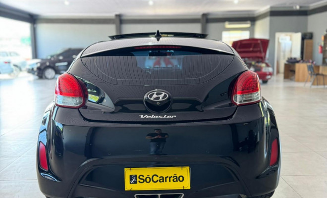 Hyundai Veloster 1.6 16V  140cv Aut. 2013 Gasolina-4