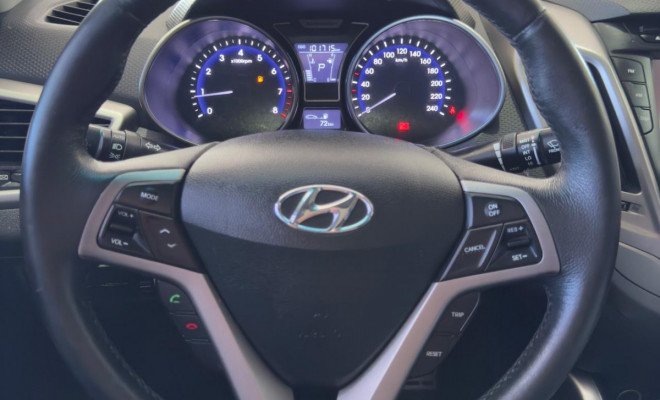 Hyundai Veloster 1.6 16V  140cv Aut. 2013 Gasolina-12